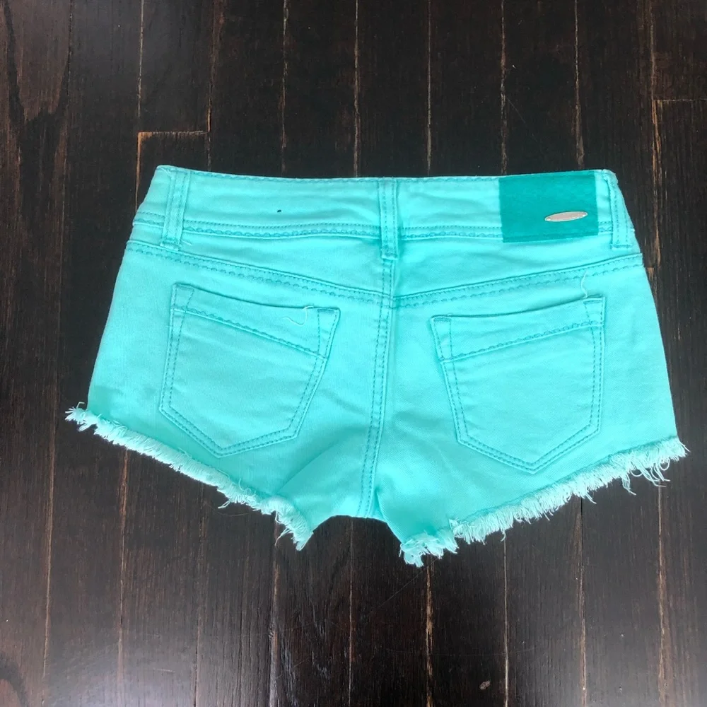 Like New Dollhouse Mint Green Jean Shorts - Picture 3 of 6